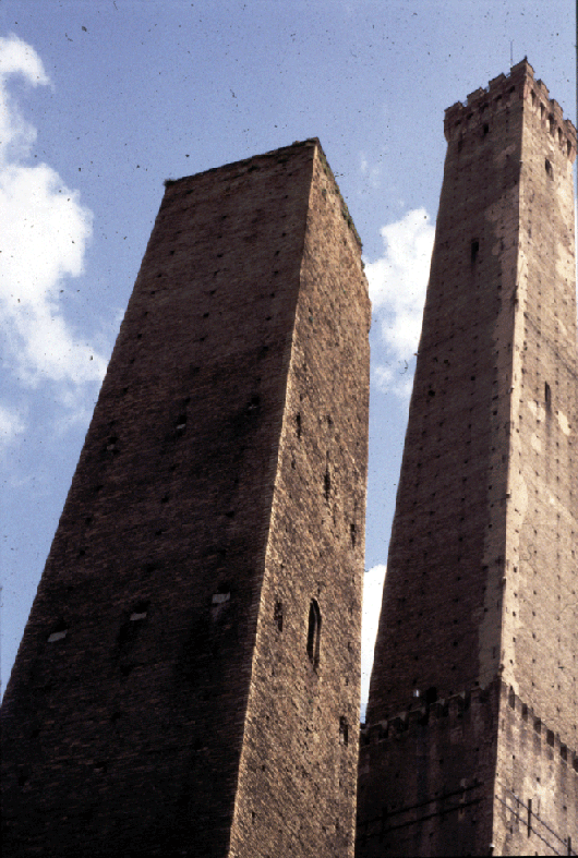 Bologne, tours